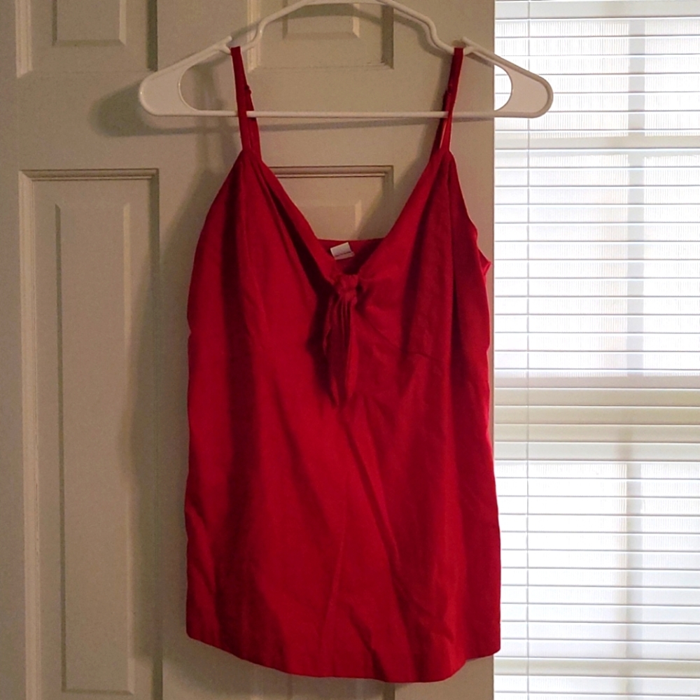 Old navy red tank